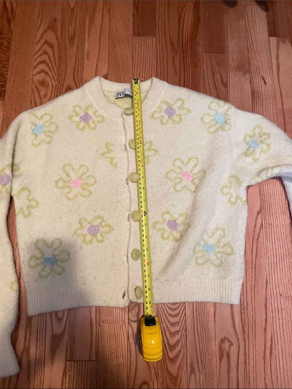 Zara Cream Cardigan with Pastel Floral Buttons - Picture 5 of 7